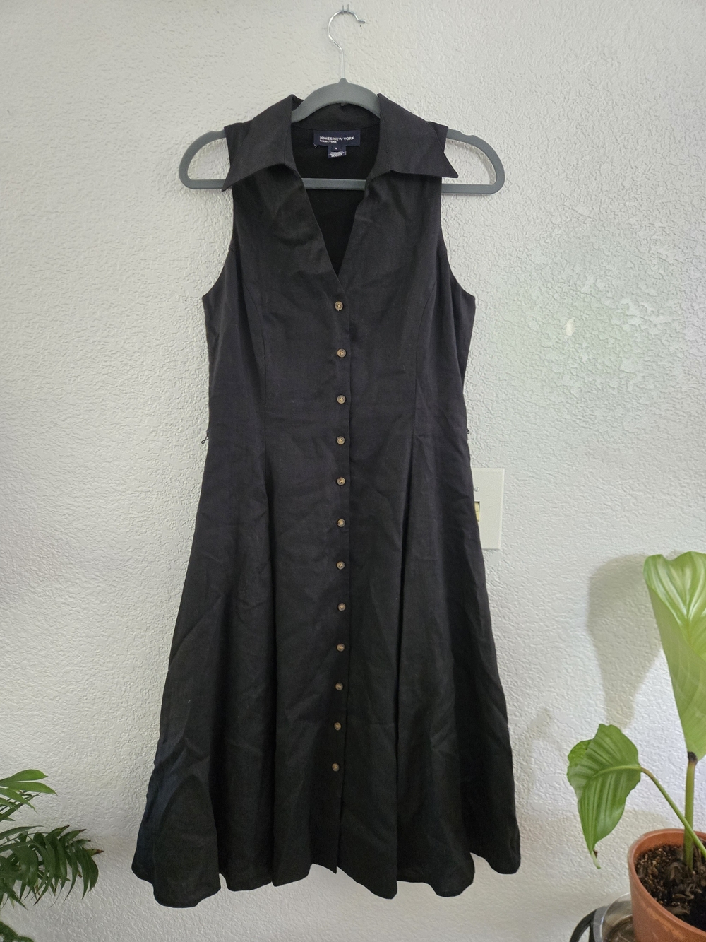 Jones New York Sleeveless Linen Black Button-Front Midi Dress